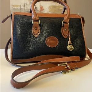 Dooney & Bourke satchel shoulder bag